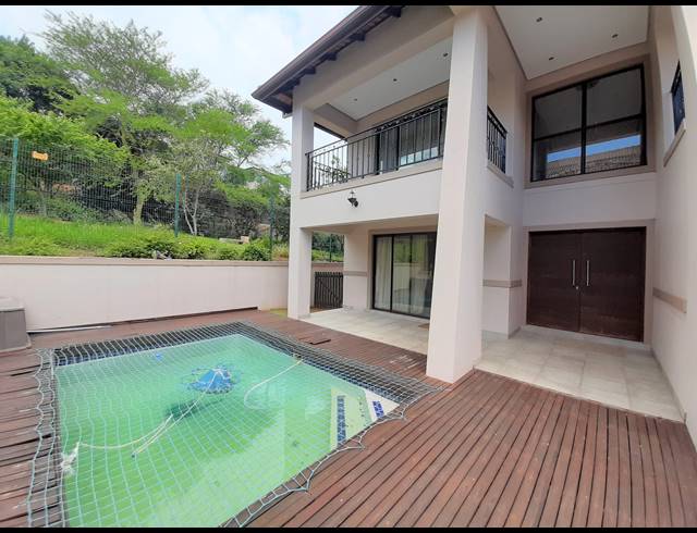 3 BEDROOM TOWNHOUSE TO LET IN IZINGA